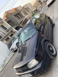 كولف mk3 رقم بغداد انكليزي باسمي مكينه2000 كير اوتو مكفولات تبريد شغال...
