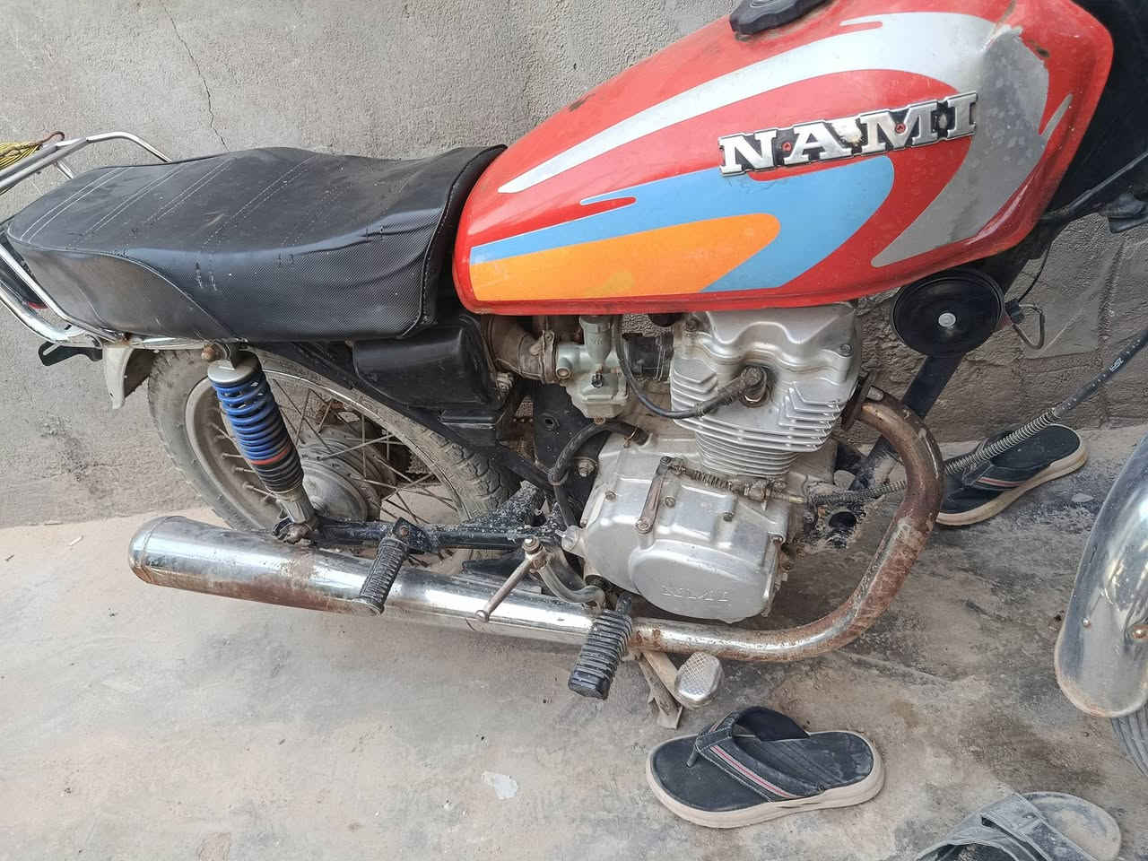 دراجه ادوات نظيفه مكفوله من السرقه قفلها 450 رقمي *********** خور الزبير مدرسه الكاظمه
