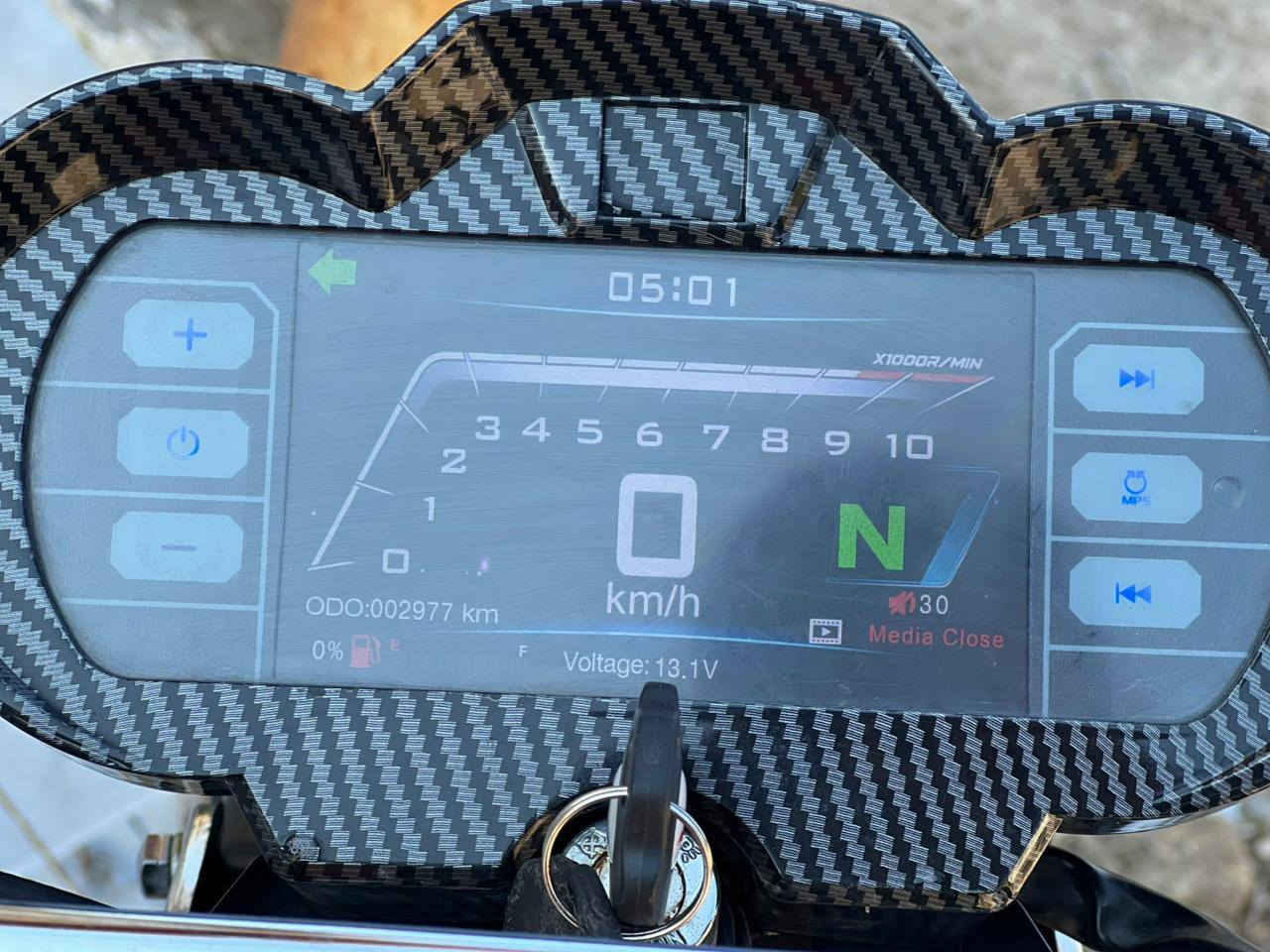 يا الله دراجه تايكر موديل 24 ورقه موجوده محرك شرط كهربايت كامله
ماشيه 2000 دراجه مكفوله من الشخط  الصور ضالمته السعر 650 وبيه مجال للشراي *********** ديالى شهربان 👍،
