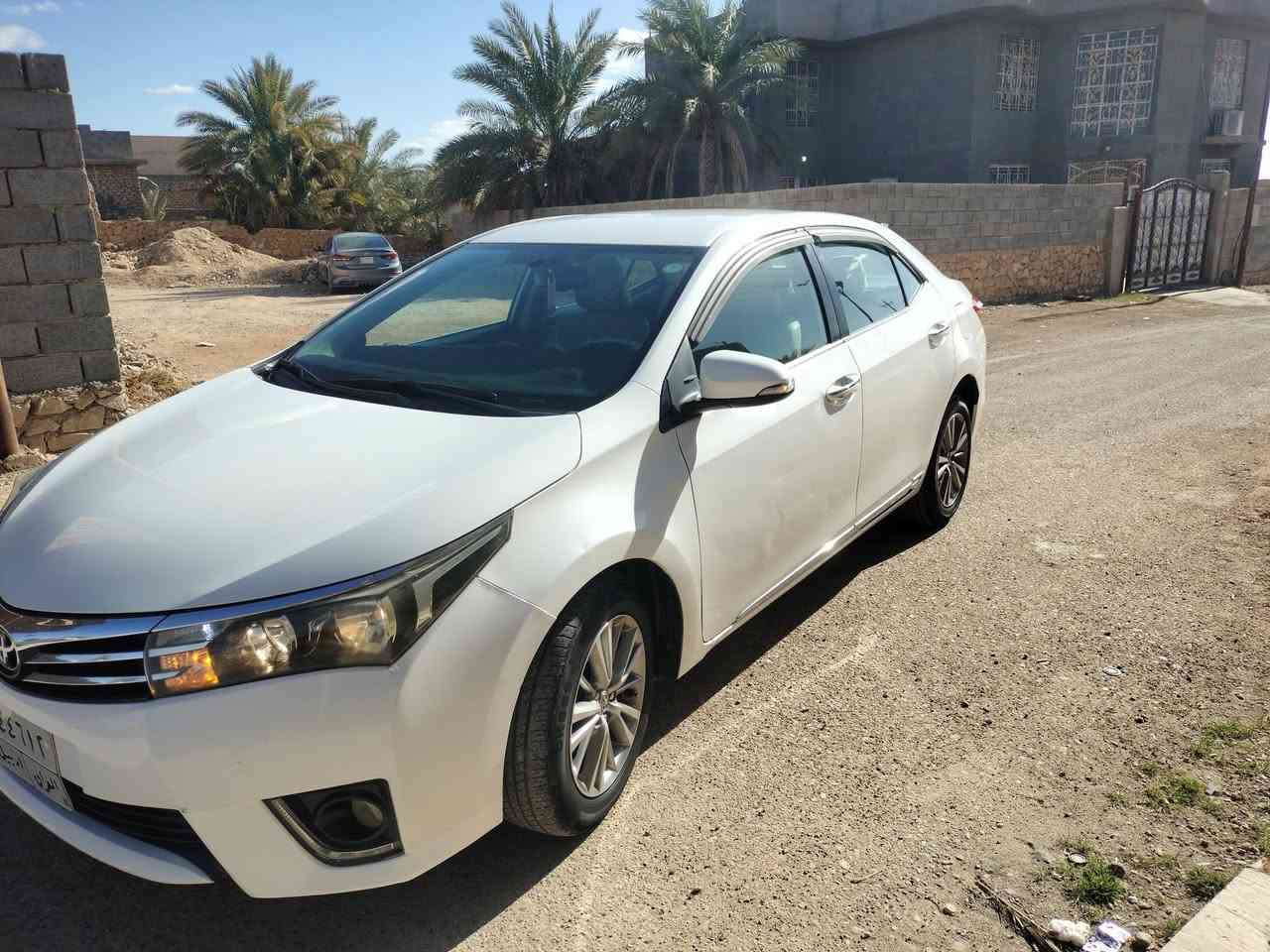 كورلا2015خليجي 
كفاله من الصبغ وضرر
رقم اربيل دولي جديد انكليزي 
محرك 2000
ماشيه 200 
فول عده فتحه 
بصمه تشغيل وابواب 
شاشه وكامره 
فول تحكمات 
داخل جلد 
يوجد بيه سونار 
هزهه جديده
السعر 150وبيه مجال بسيط
مكان السياره الانبار حديثه 
☎️ *********** اي استفسار دك عل رقم
او راسل خاص
