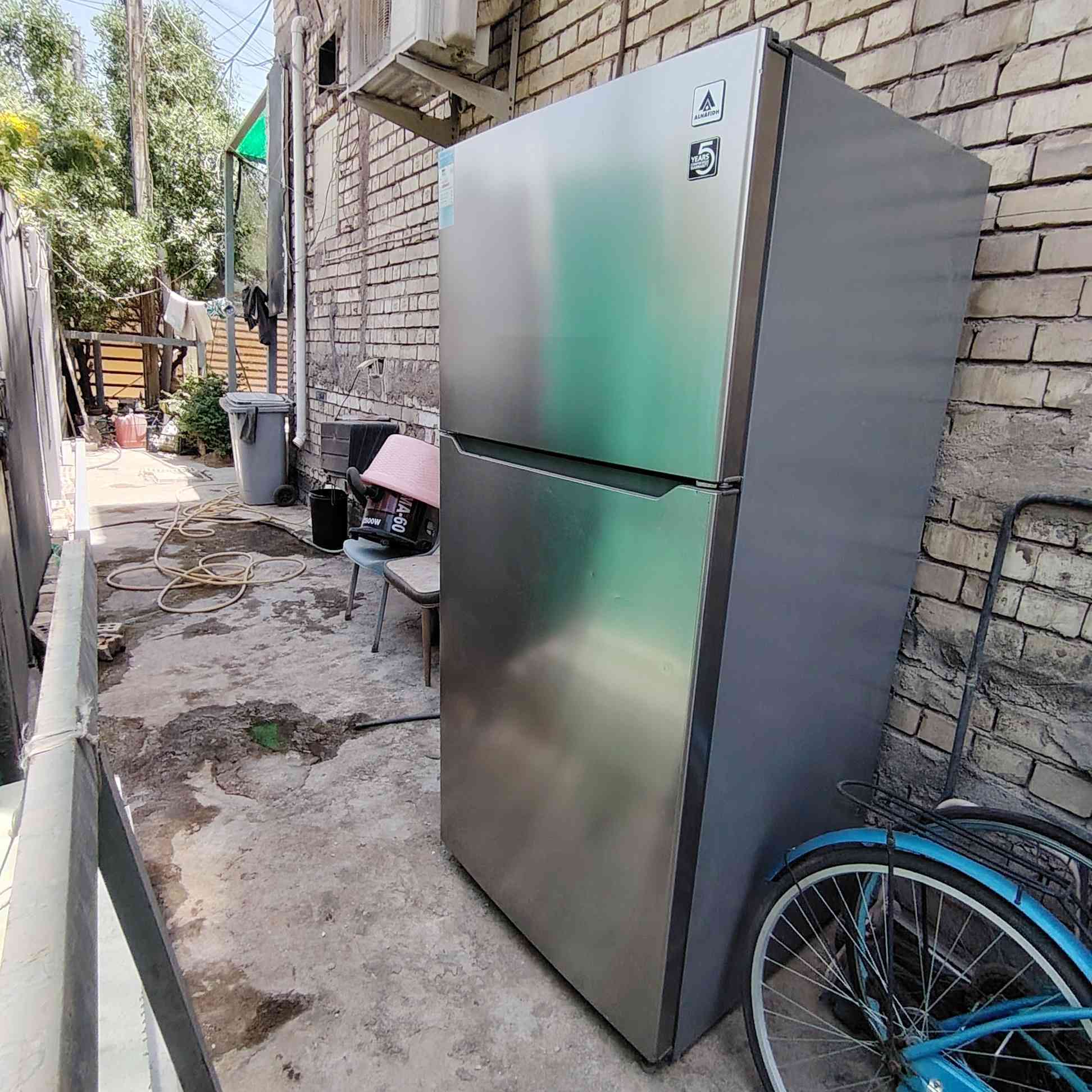 سلام عليكم ثلاجه نوعية  الحافظ  بخاخ حجم 24 جبيره  مال بيت ب ٨٠٠ الف ماخذها الماطور يسحب تيار عالي جبت مصلح سواها اشتغلت بدل بيها.. الكنديسه + ريله..هم وكفت ماعرف شنو الخلل المهم رايد ابيعها ب ٣٠٠ الف بيها مجال


**إذا كنت صاحب هذا الإعلان وتريد حذفه لأي سبب، رجاءا أرسل رسالة إلى الدعم الفني**