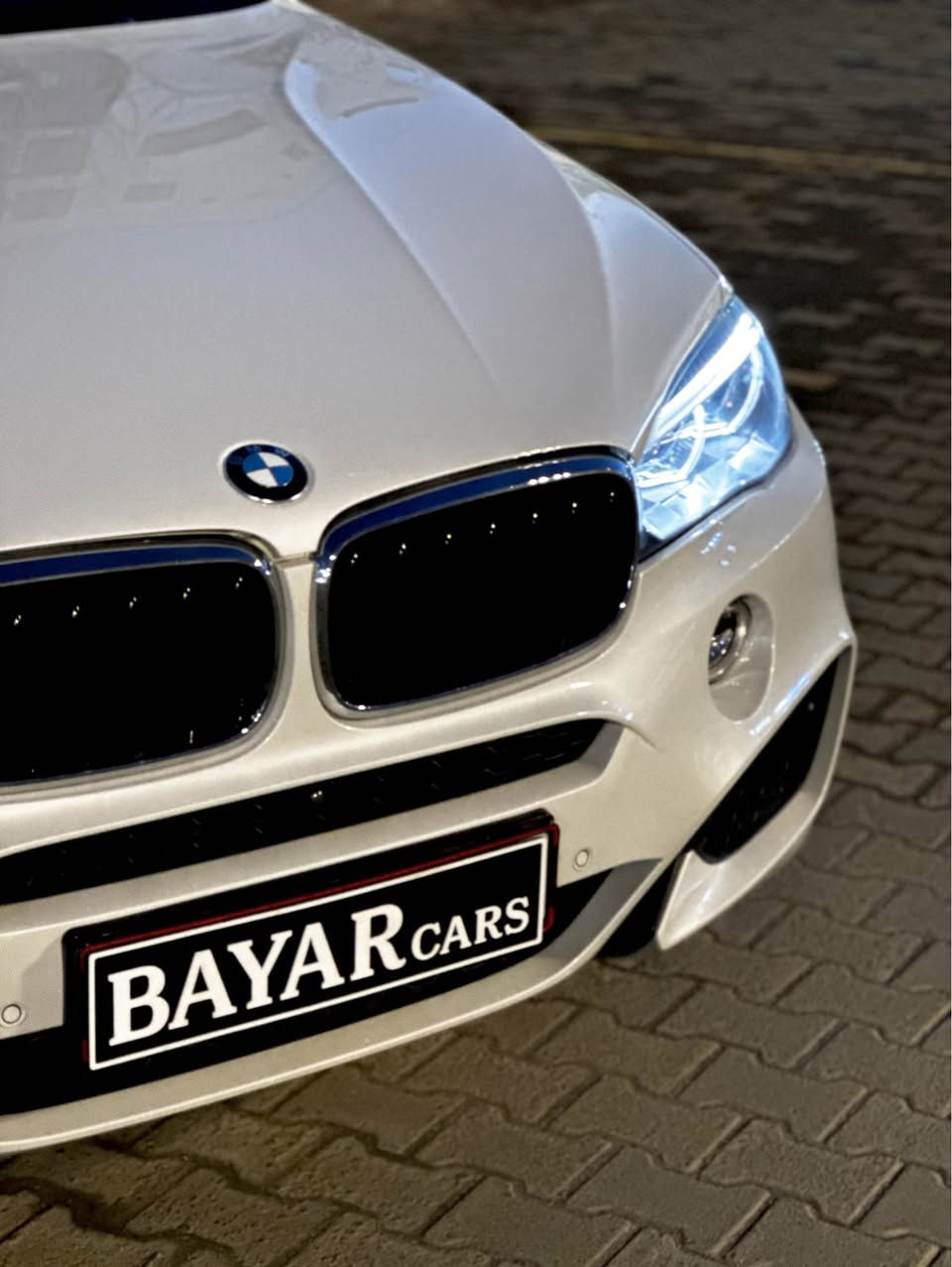 BMW X6 35i 2019عروش
بي ام x6 موديل 2019 زيرو كفالة بالباكيت 📦
محرك 6 سلندر خطي توربو مكفول و صيانة مضبوطة 
گير مكفول سيارة على دق الشركة عروش 
ماشية 80 الف مايل حقيقي 
بدون شخط بدون رسعات مكفول من الخير 
داخلية كشنات احمر بالباكيت 
سيارة ام بدي بيلادي باكج 
فول فول 1على 1 مواصفات 
مكان سيارة اربيل 
بس بيع بدون مراوس رجاء رجاء رجاء 
سعر جوه كل السوگ 329 ورقة مجال بس حق الجية 
و ما تلاگي مثلها بالسوگ كله 
واتساب *********** أربيل, العراق
