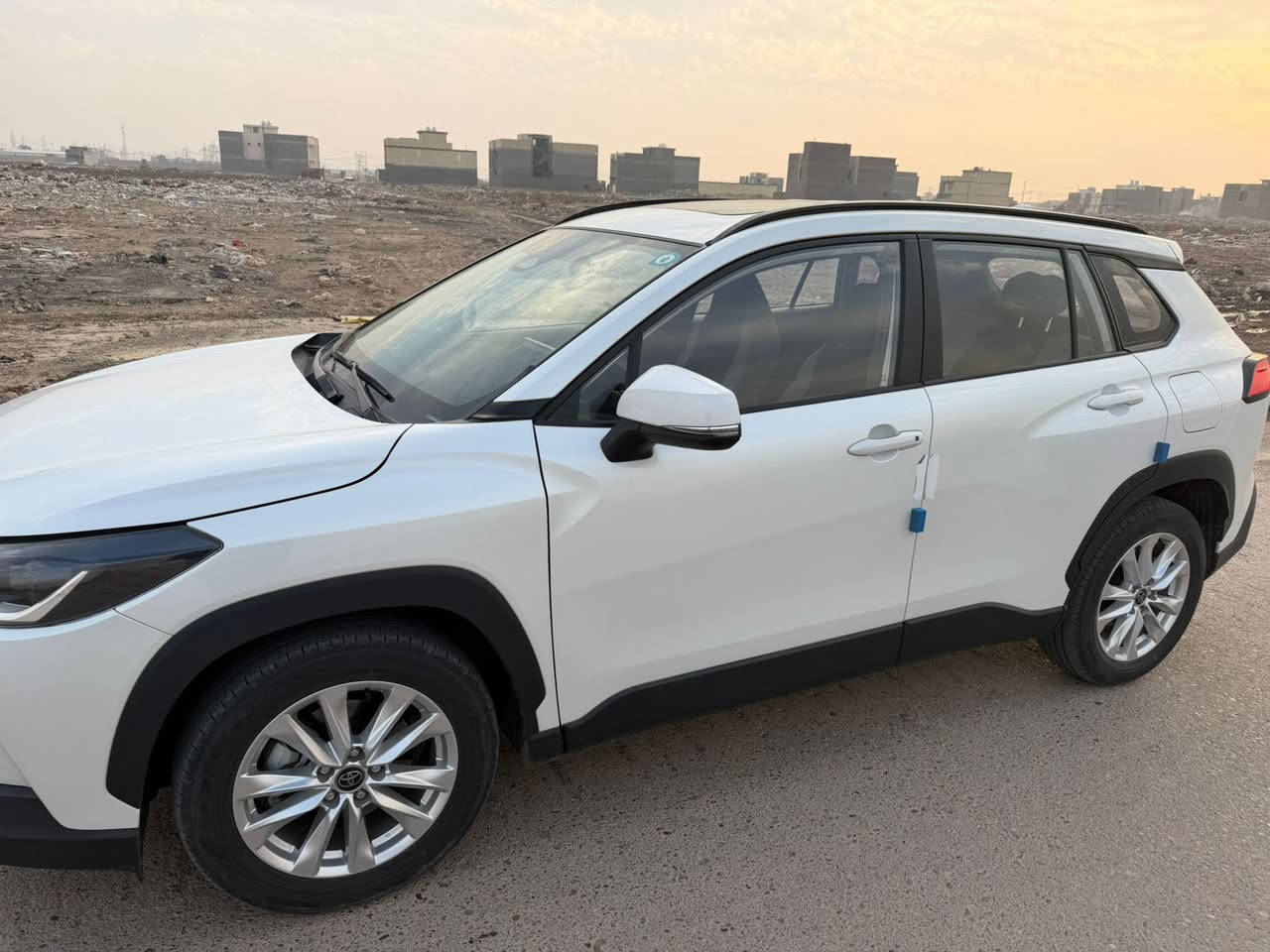 السلام عليكم
كورلا كروس 2025 

 سياره ماشيه ٢٨ الف

سياره محرك 2000 

 

فتحت سقف 

تبريد قطعتين 

رادار تفاعلي 

اوتو هولد 

شايد. بريك دكمه

تحكم ستيرن 

مثبت سرعه 

شاشه وكامرا خلفيه بلاد

٤وضعايت قياده 

بور ونورمل وايكو وEV

قياده شبه ذاتيه 

داخل مخمل 

سياره جاهزه 

مكانه بغداد /محموديه 

سعره١٦٠و بيه مجال بسيط 

شراي يتصل ***********
