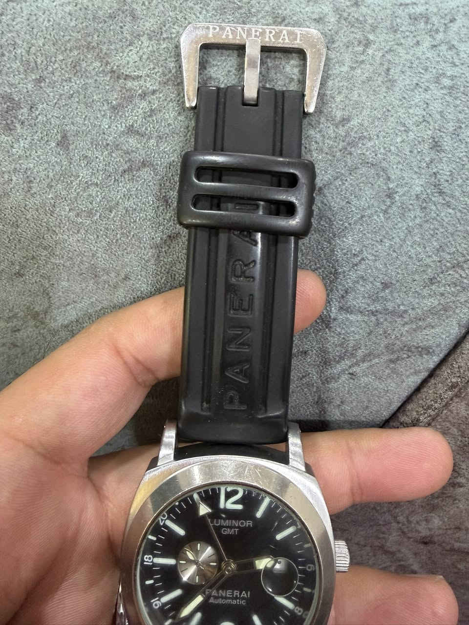 بانيراي ماستر
نظافه ممتازه 
توماتيك 
قطر 45 
منفذ شهري 
ارقام لامينوس
كلها بلادي 
75 الف 
يوجد توصيل


**إذا كنت صاحب هذا الإعلان وتريد حذفه لأي سبب، رجاءا أرسل رسالة إلى الدعم الفني**