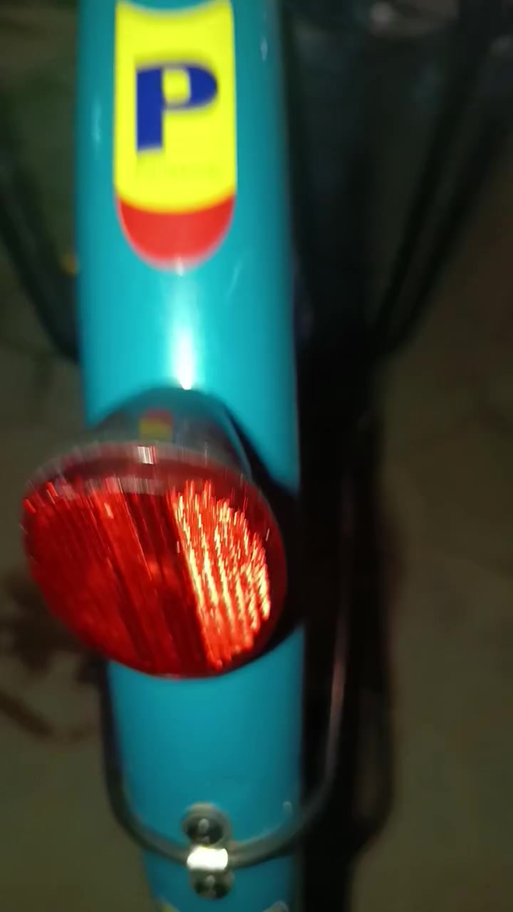 سلام عليكم باسكل البيع الون سمائي بيه نقص بس قفل يده مال بريك كدام السعر خاص مكاني حي الانصار


**إذا كنت صاحب هذا الإعلان وتريد حذفه لأي سبب، رجاءا أرسل رسالة إلى الدعم الفني**