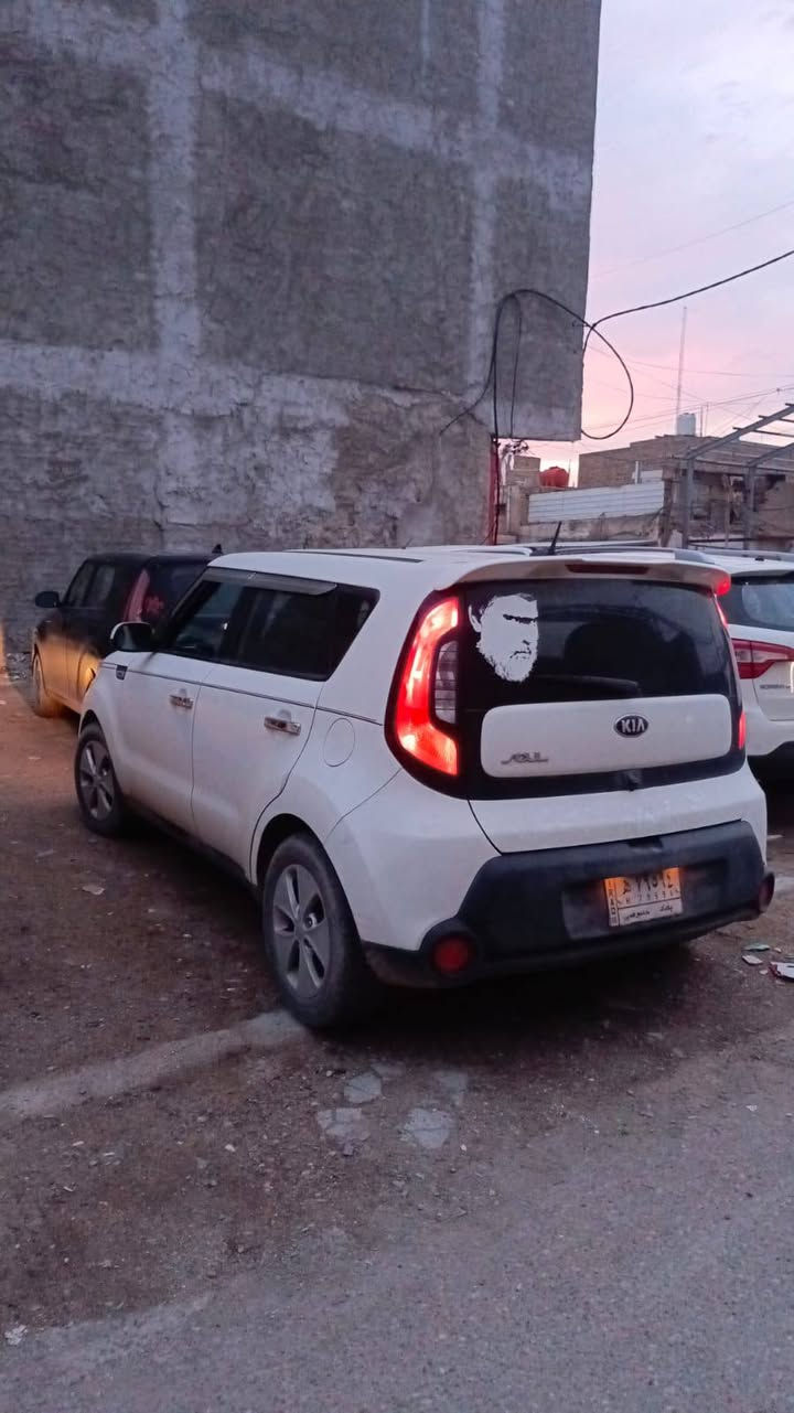 السلام عليكم . كيه صول للبيع 
رقم بغداد 
مديل 2017
مكانها ميسان 
السعر 120 . محرك جديد قبل شهر اكثر شاديه . 
انه مكلف بالنشر الشراي يتصل على صاحبها  . ***********.  مكان السياره ميسان المشرح .

