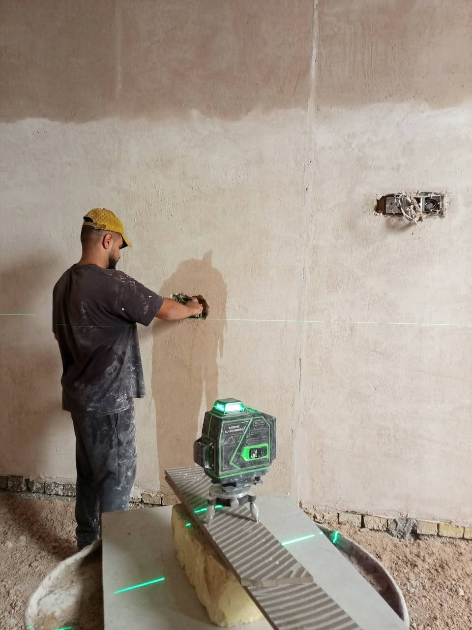 السلام عليكم كادر لبخ شغل درجه اولى على الليزر كباله وعلى المتر ***********
