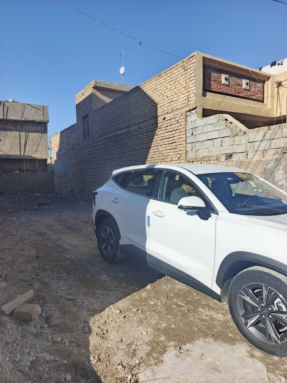 سيارة جيتور ٢٠٢٦ زيرو رقم بغداد باسمي السعر ١٨٦ وبيها مجال الاستفسار ***********
