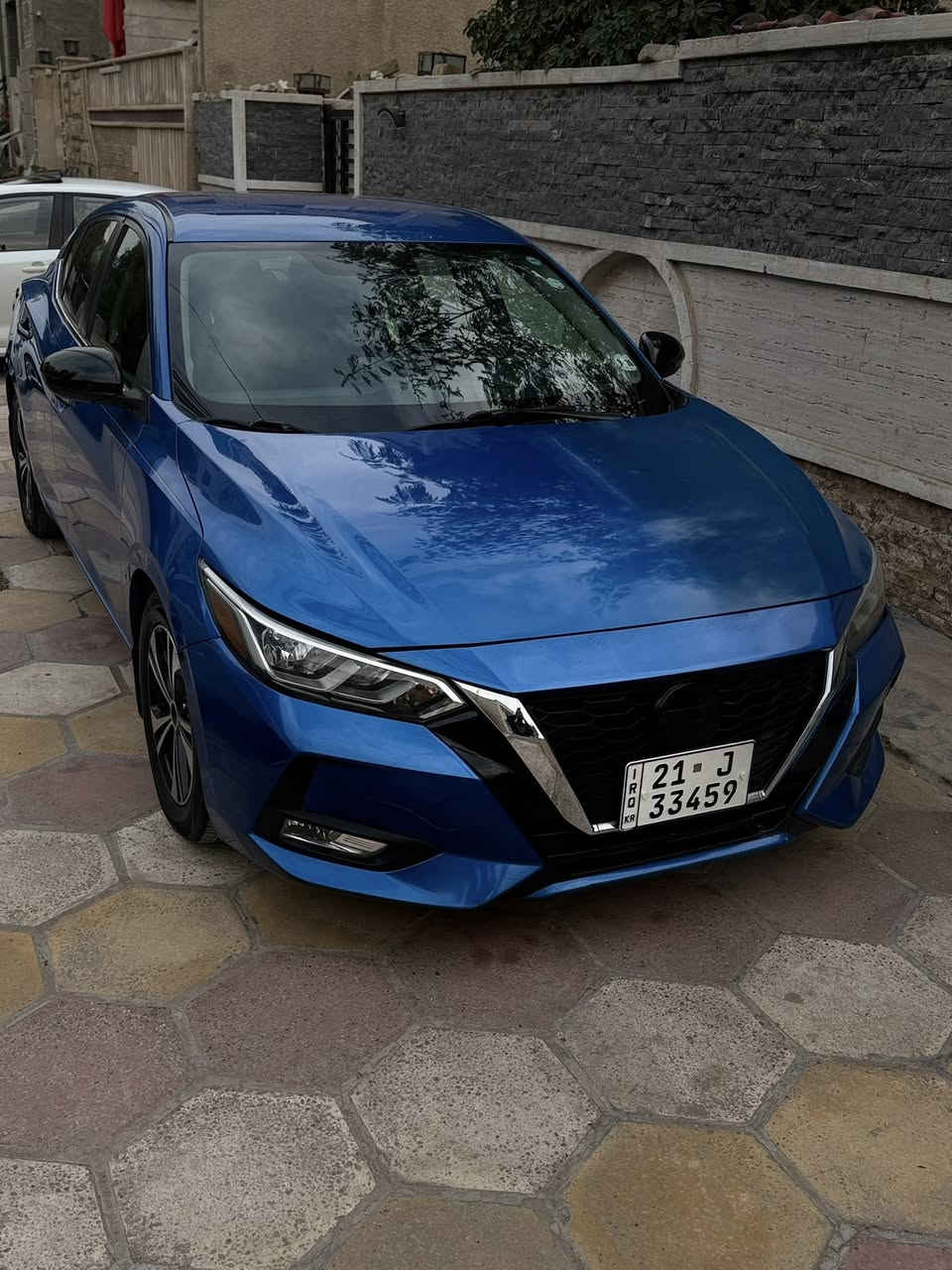 سلام عليكم شباب 
سنترا موديل ٢٠٢١
فول موصفات عده الفتحه 
رادر امامي
رادر خلفي
توقف ذاتي
تحديد مسار
كروز سرعه
شاشه كار بلي 
لون جميل
حادث قطعه ونص
صبغها بس قطعه ونص البنيه فقط
ادامه كامله للسياره
تخم تاير جديد
بلكات جدد
منضومه بانزين كلها جديده 
ماشيه ٥٤ كيلو
السعر١٣٠ وبيها مجال بسيط مال جيه
مكاني بغداد وزيريه 
تواصل
*********** علي الدب
