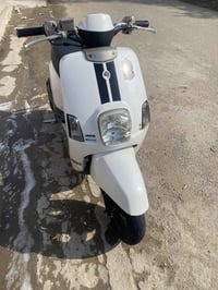 لبيع دراجه بوليس كابرييتر اوراقههه كامله صارهه شهر نازله رمبه السعر ٩٠...