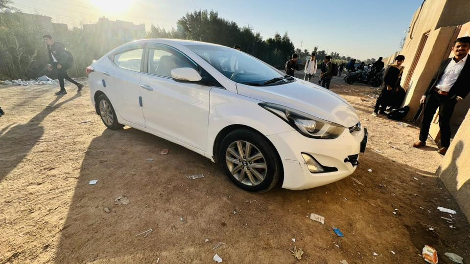 النترا  2015خليجي رقم بابل باسمي فول مواصفات عدا البصمه شاسه وتحكم بالستيرن فتحه الاشاير شفط مكينه وكير مكفولات السعر 128 وبيها مجال حگ الجيه 
للستفسار الاتصال على
***********
