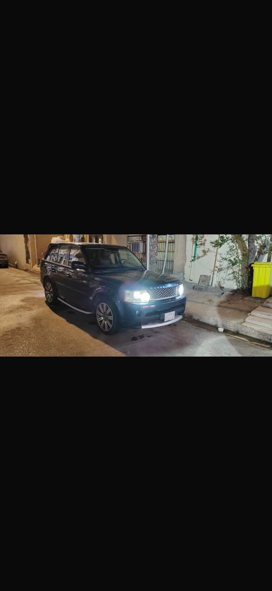 للبيع Range Rover Sport 2013 بحالة ممتازة 🔥
 • موديل: 2013
 • النوع: سبورت
 • محرك قوي وأداء عالي
 • صالون نظيف جداً
 • سيارة مريحة وفخمة ومعروفة بقوتها على الطريق
 • الاستخدام شخصي

السيارة بحالة طيبة وتحتاج اشياء بسيطة إن شاء الله.
المعاينة على الطبيعة خير دليل.

📍الموقع: ميسان / العمارة
السعر140

📩 للاستفسار ***********
