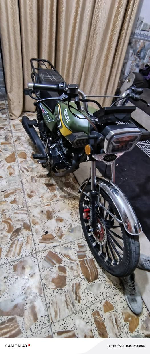 السلام عليكم سولنك 5 كير الدراجه جديده كله شغال اي نقص مابيهة السعر 800 وبيهة مجال مكاني بغداد مدينه الصدر *********** واتساب او اتصال
