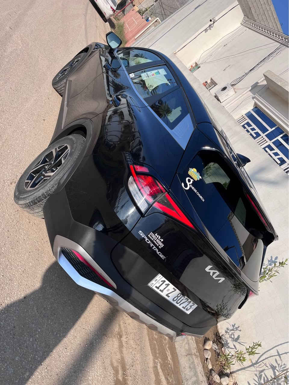 كيا سبورتج 2024 Lx 
رقم بغداد بسمي 
 
المواصفات

1- رادار امامي 
2- مانع اصطدام
3- حساسات خلفية
4- كامرة خلفية
5- شاشة تدعم كار بلي 
6- سايد ابريك بصمة 
7- ثلاث أنظمة قيادة (سبورت -نورمل -سمارت)
8- قيادة ذاتية 
9- نظام منحدرات 
10- مثبت سرعه
 11- تحديد مسار

الضرر كما موضح بالصور 
رقم الشاصي :
KNDPU3DF5R7217549

( السيارة تبديل بيبان جهه اليمنه و حافه الجاملغ بارد )
مكفوله من تكم و ايرباك و  شواصي لو لغود و كير و محرك كله مكفول 

للاستفسار : *********** بغداد, العراق
