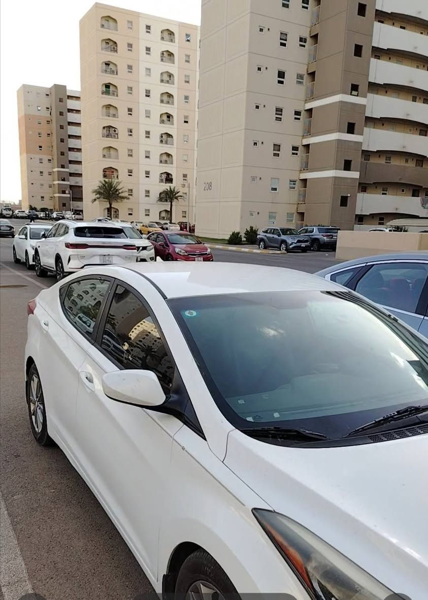 95
وارد أمريكي بدون ايرباك
3 قطع كلير فقط
***********
