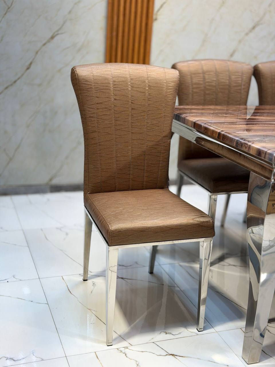 ميز طعام 4/6 كرسي
السطح مرمر طبيعي ثقيل درجة اولى
الأرجل ستيل  يتحمل اوزان ثقيلة جدا 
المنشأ تركي الأصلي
للحجز ولاستفسار مراسله الصفحه🌸
🚛🚛🚛🚛🚛🚛🚛🚛
تتوفر لدينا خدمة توصيل
 كافه محافظات العراق


**إذا كنت صاحب هذا الإعلان وتريد حذفه لأي سبب، رجاءا أرسل رسالة إلى الدعم الفني**