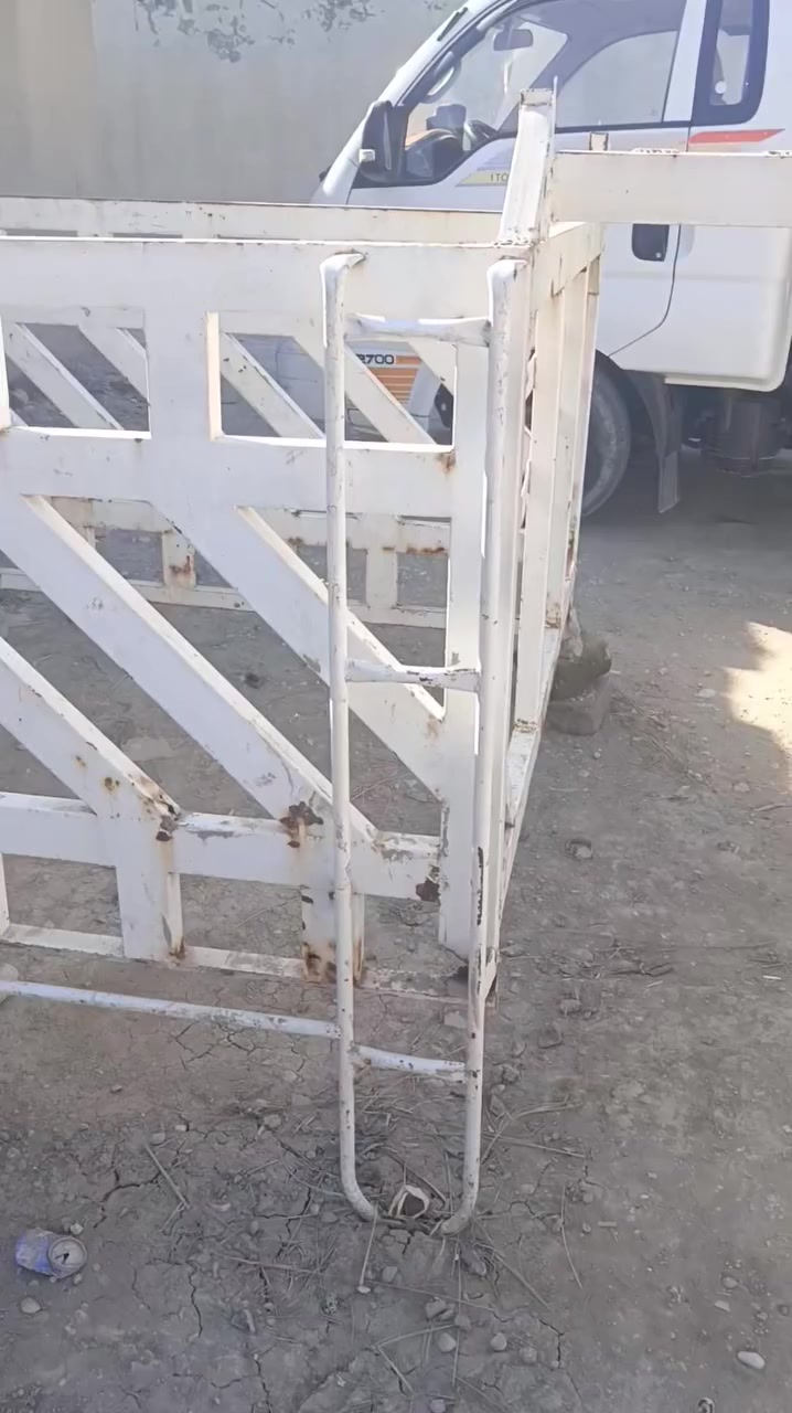 سلام عليكم 
محجر كيا فحل لبيع على وضعيته والسعر مناسب مكاني بابل الحله سياحي 
اتصال على 
***********
