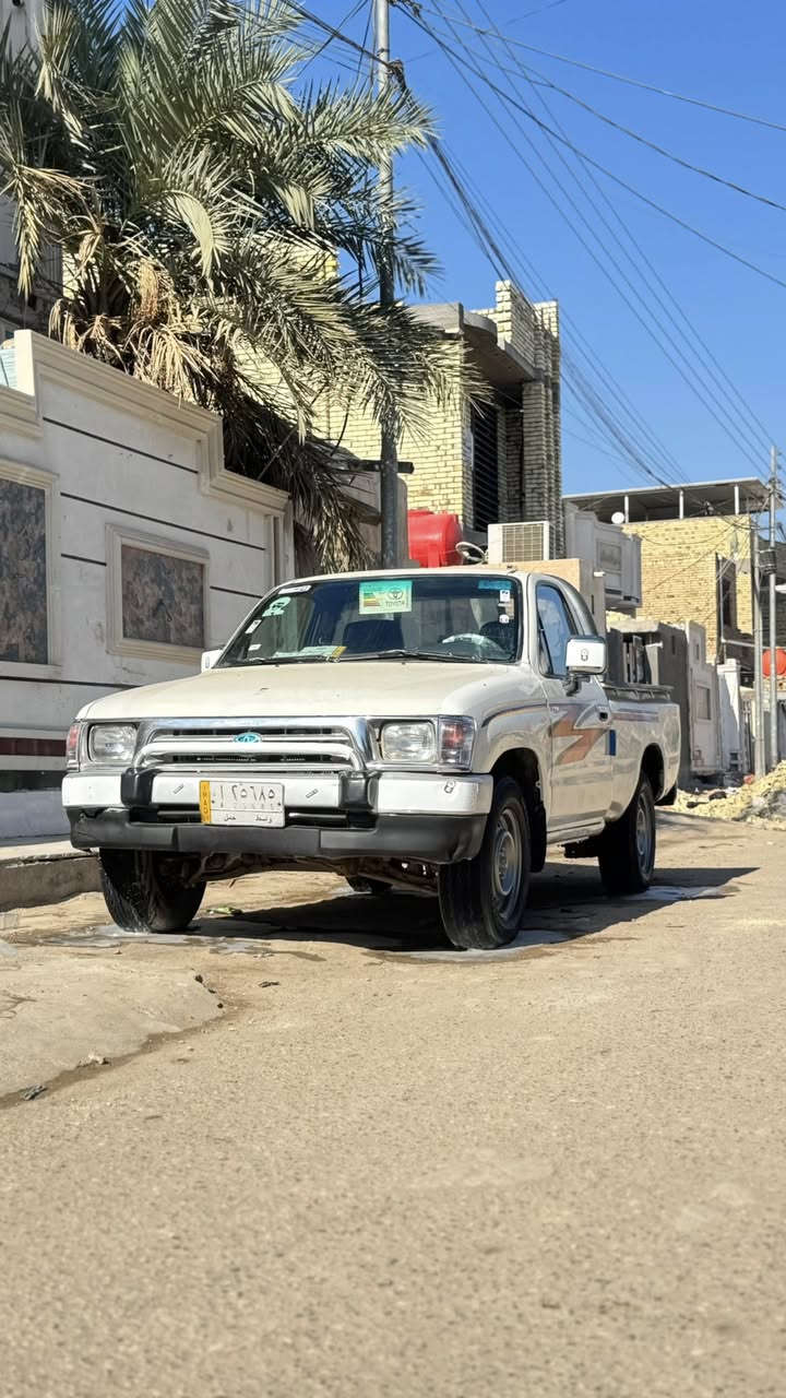 بيكم تويوتا فلاحيه تك موديل 1998 رقم واسط دولي سنويه ل2030 سياره مكفوله من العيب شرعي شاصي مكفول مكينه وكير ثري واي مكفوله من تنقيص وتبخير سياره جاهزه كير مكينه حداديه تخم تاير كهربائيات كلها شغاله سياره مال جناي سعر 58 مكاني ميسان لعماره 
(0778 043 9141)
