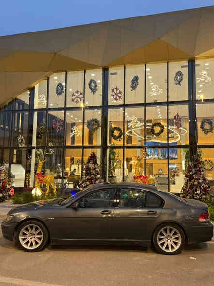 سلام عليكم
BMW750i   2007 للبيع فقط 
حجم مكينة 4800
السيارة وارد امريكي 
مواصفات سيارة:
مقعد سائق تدليك 
تبريد + تدفئة مقاعد امامية 
مقاعد خلفية فقط تدفئة
باقي مواصفات معروفة
سنوية جديدة رقم بغداد 
تحويل ثاني يوم 

سعر السيارة 135 ورقة قابل للتفاوض

موقع السيارة بغداد اليرموك 

هـ***********
