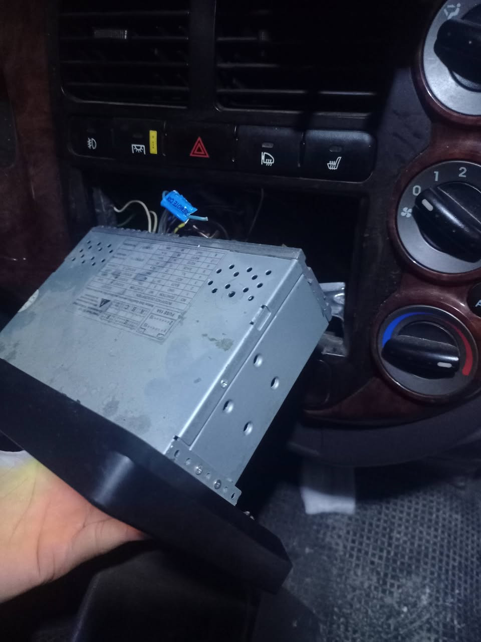 شاشة ايبات لكيا كل شيء مضبوط بيها وياها كامل فيش و كاميرا جديد سعرة 40 الف قفل


**إذا كنت صاحب هذا الإعلان وتريد حذفه لأي سبب، رجاءا أرسل رسالة إلى الدعم الفني**