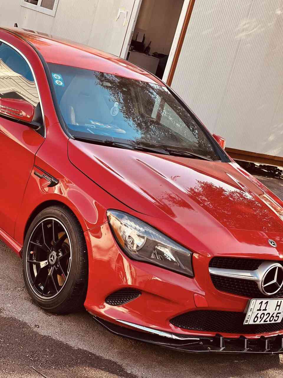 سلام عليكم بيع او مراوس حتلو باحدث واطي فرق
مارسدس بنز ٢٠١٨
سياره كلين بدون قطره صبغ 
بيها بالباب pdr على كد ٤ اصابع 
رقم بغداد باسمي سياره جاهزه ماناقصه ولا برغي 
كامره خلفيه دواره 
كير كروز سرعه
لدات ابواب وكشنات ويدات بلاد
داخل ابيض ملكي واسود
صدر جديد 
سياره مابيها اي نقص 
سعر ١٧٠ بيها مجال قليل
***********
