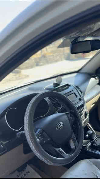 بسم الله الرحمن الرحيم ❤️ 
سورينتو 2014 لون ابيض كلين  بدون ضربة 
السيارة حلوا وكاعدة رقم مسطرة الجديد الدولي سنوية باسمي 7 راكب بصمة مرايات كهرب + اشارة ماشية 200 الف محرك 2,400  4 سلندر مكاني موصل للاستفسار ***********
