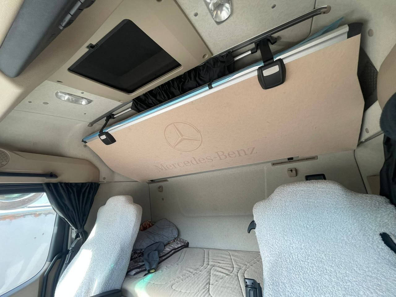 اکتروزوحش للبیع 2016حجم 2543فول مواسفات تایرات جدید ای شی بی نقس ***********
