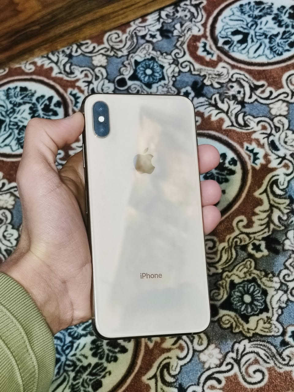 (اعادة النشر بسبب الوعود الكاذبه) 
السلام عليكم اكس ماكس للبيع
مبدل فقط بطاريه 97
جهاز نضيف حيل
وفيس ايدي متوقف 
ذاكره 256
السعر 180
ويرهم مراوس بحهاز
هـ***********
