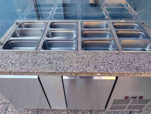 براد كهربائي ستيل + مرمر
قياسها 153*80 والارتفاع 80 
وارتفاع الجامه عن المرمر 46
سعره ب600
بغداد الاعظمية 
‏‪***********‬‏
