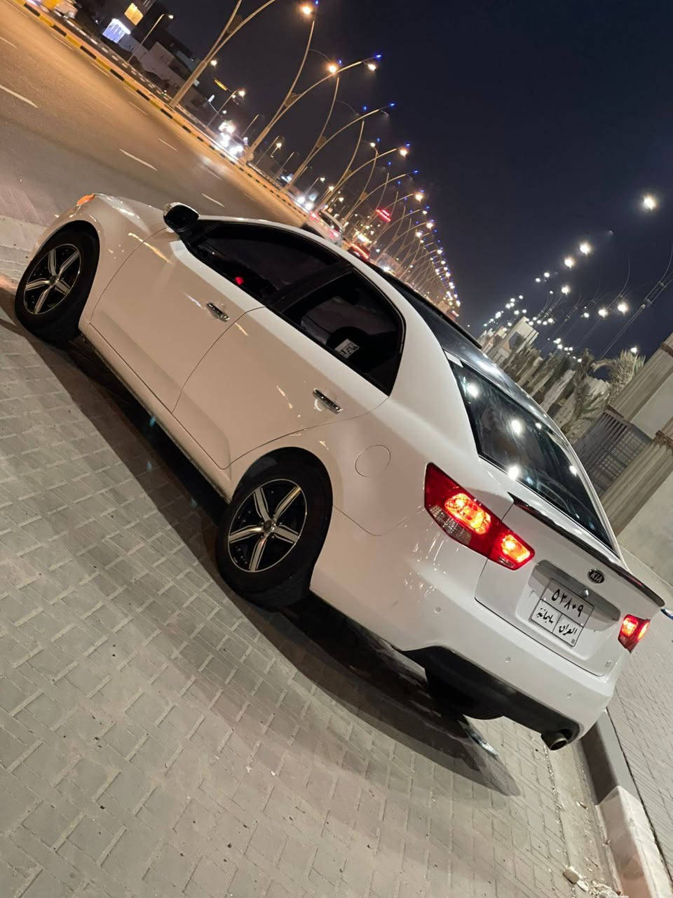 فوووول مواصفات خليجي مكينه دوش موديل 2013 العنوان البصره استفسار *********** وكلشي
