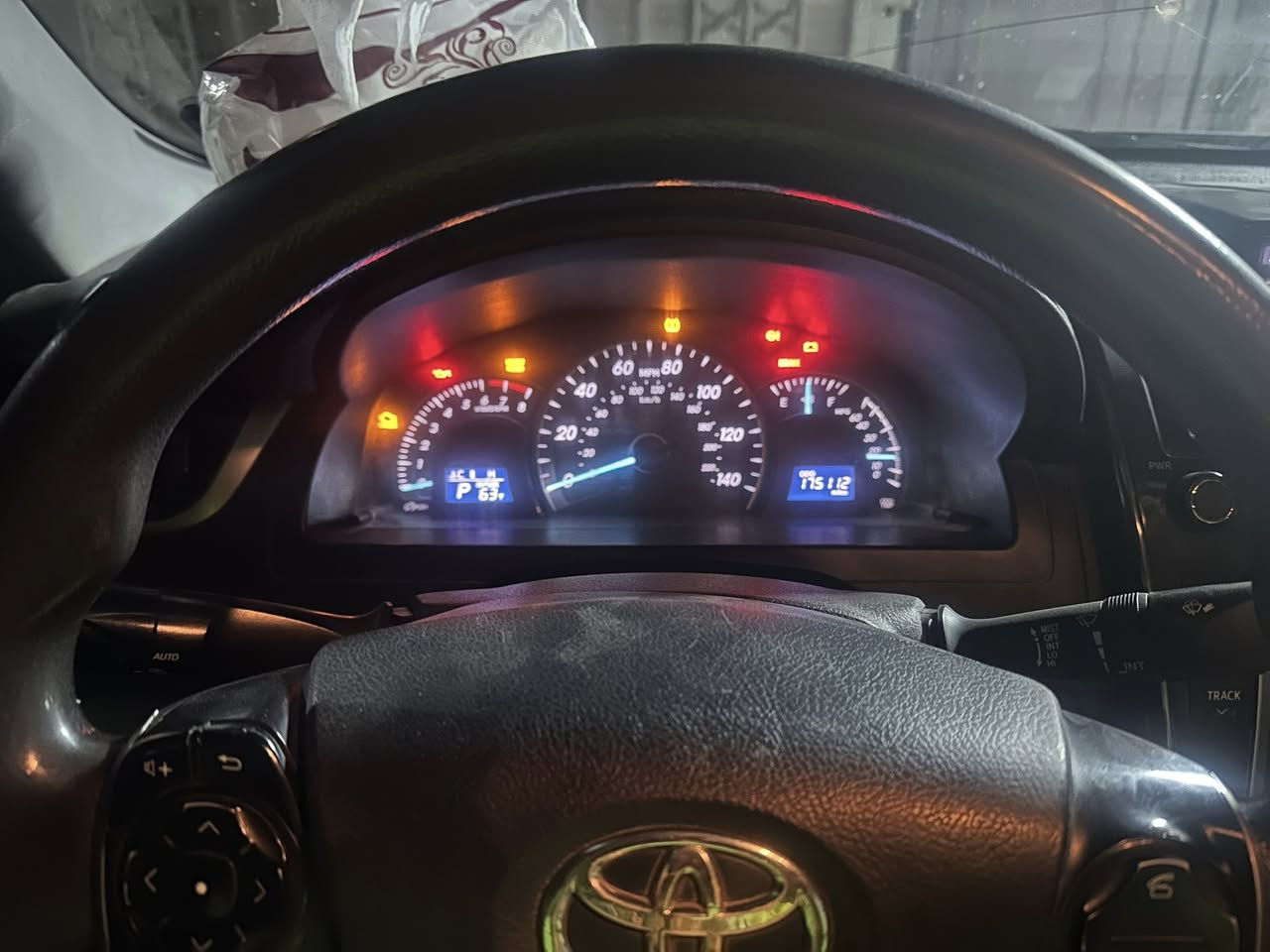 السلام عليكم . رمضان كريم وتقبل الله منا ومنكم صالح الأعمال.
كامري 2012 مكفوله كفاله عامة 
السونار مرفق بالمنشور 
مواصفات ال اي 
محرك 2500 المرغوب 
تحكم ستيرن 
مثبت سرعه 
معروف مواصفاتها لافتحه ولابصمه البقيه كلها موجوده 
حداديه جديده 
كير ومحرك نضاف بلادي 
ماشيه 170 الف 
نقوصات بس بوش خلفيه وحساس صالونصه 
عليها إدامة شامله وي منضومه البانزين
رقم أربيل تحويل مباشر
اتصال بس فيس ممتواجد 
السعر145 وبيها مجال 
الرقم ***********
