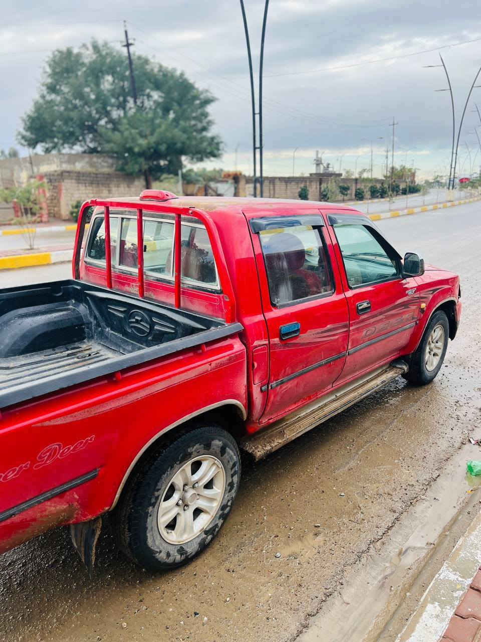 السلام عليكم 
دير 2010 
رقم صلاح الدين الماني شرط التحويل 
السياره جاهزه محرك گير صدر كلو خير من الله 
حتى دسكات جدد بگلياتات اشاير گيجات  شغالات 
السعر 58 وبيها مجال للشراي 
مكان السياره الحويجه  السياره جاهزه للهزه
***********
