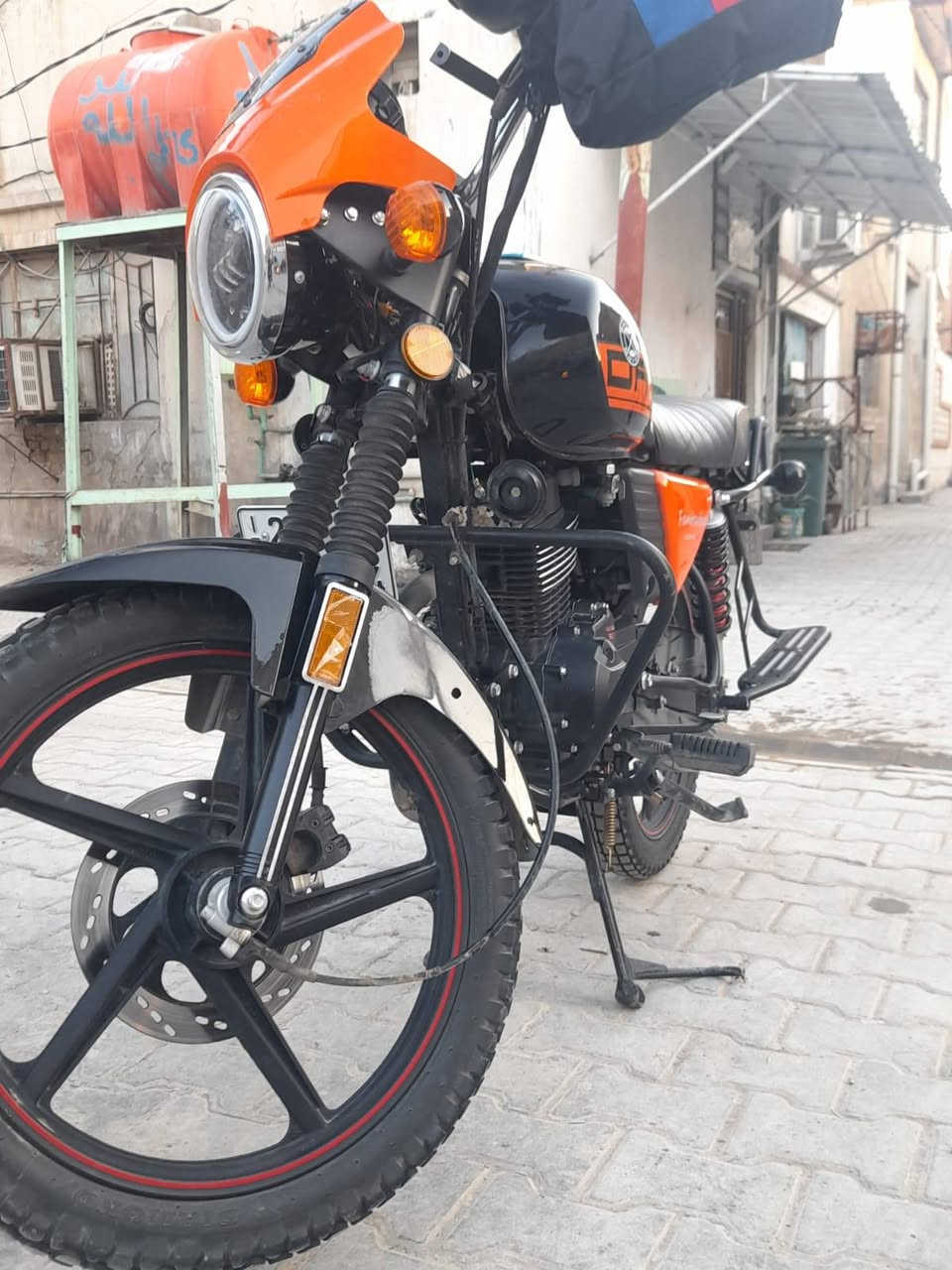 السلام عليكم دراجه دايوان جبلي
موديل 25 شهر 9رقم اربيل تحويل مضمون ماشيه 7000
السعر مليونين و 250 وبيه مجال للشراي بشرط التحويل 
مكان الدوره هورجب 
***********
