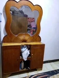 ميز مرايه • قابلة تفاوض