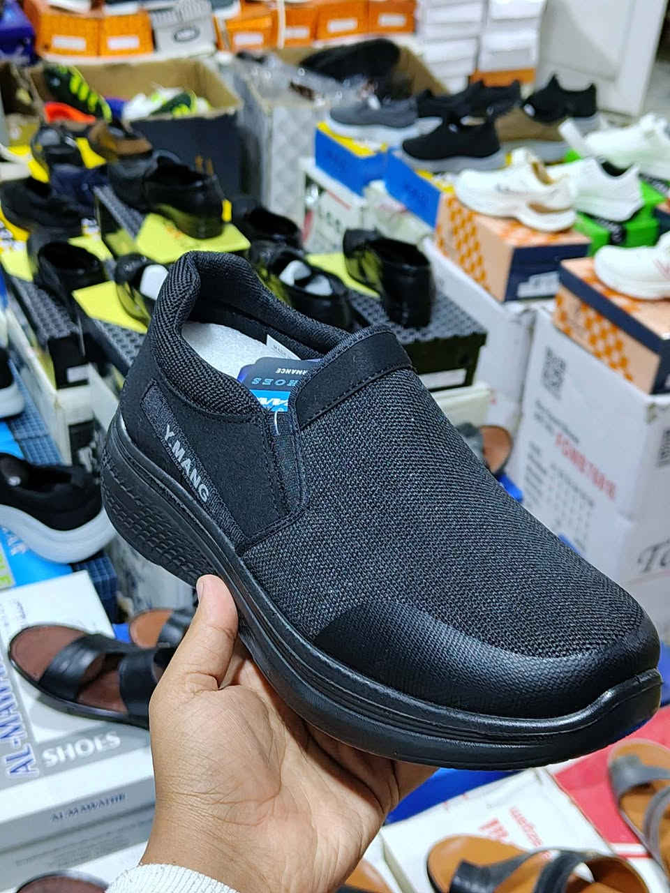 👞✨ جديد محلات الغازي ✨👞
وصلتنا تشكيلة واسعة من الأحذية تناسب كل الأعمار 👇
متوفر صنادل بقياسات متعددة وأيضاً متوفر ...
🩴 شحاطات أطفال
🩴 شحاطات ولادي
🩴 شحاطات شبابي
🩴 شحاطات رجالي
✔️ متوفر أحجام خاصة وطبيّة لراحة أكثر 👌
🚿 وكذلك متوفر شحاط سلبر مال حمام طبي – خفيف ومريح للاستعمال اليومي
👟 وأيضاً متوفر سكجرات رجالي طبي
✔️ بأحجام خاصة وأحجام عادية 
✔️ مريحة للمشي الطويل والاستخدام اليومي
الجودة مضمونة 👌
الأسعار مناسبة للجميع 💰
📍 زورونا واختاروا راحتكم من محلات الغازي
الموقع: شميط -الشارع العام-مقابل اسواق باسم العيدان 
للاستفسار:***********
***********
