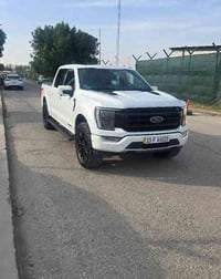 فورد f150 هايبرد 2023 بلاك بدشن اعلى فئه قليه كله منها مزوعه مواصفات ب...
