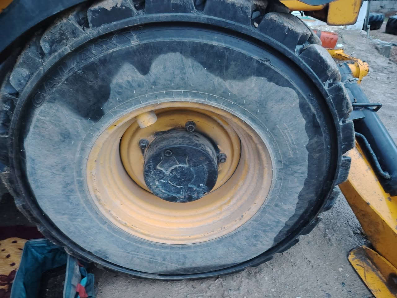 4 تایەی گالاکسی بۆ فرۆشتن زۆر پاکو تازەیە ژت***********
ژت***********
بۆ کەسابەت زۆر باشە ناتەقێ زۆر پتەوو تۆکمەیە
