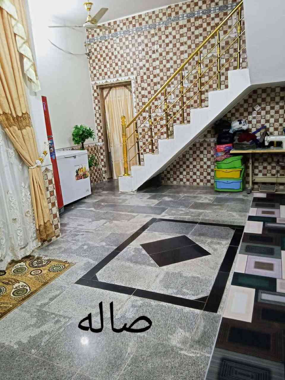 دار للبيع بناء جديد ( 100 ) م 
 طابوگ كونكريت گرانيت 
سيراميك يتكون من صحيات 
خارجيه فقط إستقبال مطبخ 
صاله غرفه منور البيت جاهز 
العنوان حي الزهور خلف ملعب
الحاوي  باقي التفاصيل خاص


**إذا كنت صاحب هذا الإعلان وتريد حذفه لأي سبب، رجاءا أرسل رسالة إلى الدعم الفني**