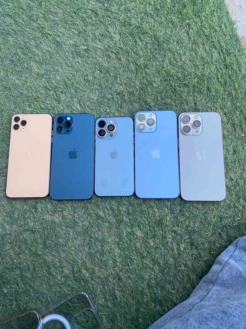 سلام عليكم
أجهزه عدد 5للبيع

الأول 15بروً ماكس

ذاكره256بطاريه100مستبدل

شرق اوسط ماستر AAA

تيتانيوم كله شغال الجهاز  بدون عطل اوًمشكله

كامرات✅اتصال✅سيمكرت✅فيس إيدي✅وأي فأي✅كله شغال بدون عطل اوًمشكله 

  تجي تفحص ع راحتك شاشه 3خيارات مستبدله بيه فطور ناعمه كلش مامبينات السعر600وبي مجال 

الثاني 13برو ماكس

256بطاريه92

ألون البحري جهاز مبدل فقط كامرا 

الباقي كلشي

اتصال ✅سيمكرت✅فيس إيدي✅وأي فاي ✅

مابي اي عطل تجي تفحص ع راحتك مبدل فقط كامرا الباقي مابي شي  السعر 500وبي مجال 

الثالث 13برو  فقط

ذاكره256بطاريه 100مستبدل

كله شغال الجهاز بدون عطل اوًمشكله 

فيس ايدي ✅اتصال ✅سيمكرت✅وآي فاي✅ 

تجي تفحص ع راحتك كامرا رقم 5الواسعه متوقفه الباقي مابي شي 

شاشه 3خيارات مستبدل السعر 375وبي مجال

الرابع١٢برو ماكس

ذاكره 256بطاريه77

ماستر شرق اوسط 

كله شغال كامرات✅اتصال ✅سيمكرت✅فيس ايدي ✅الجهاز لامفتوح. ولا مصلح فقط بي نقطه صغيرونه بلشاشه الباقي مكفول السعر350وبي مجال

الخامس 11برو ماكس

ذاكره256بطاريه100مستبدل بطاريته الاصليه موجوده

ألون الذهبي  كله شغال كامرات✅اتصال ✅سيمكرت✅فيس ايدي ✅كله شغال تجي تفحص ع راحتك شاشه 3خيارات مستبدل السعر 240وبي مجال مكاني بغداد مدينه الصدر راسل واتساب وتدلل ***********

