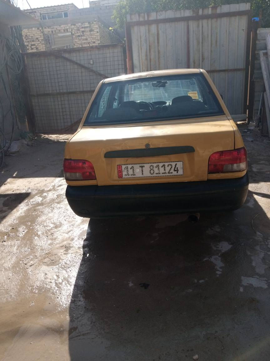 سلام عليكم ورحمه الله وبركاته 
سايبه 20012 نكليزي سياره حلوه 
مصفره غرامه هيئه  رقم بغداد نكليزي 

شواصي سياره نضاف مكينه بيه خيط بخار ستوه بادي  شاشه دواخل نضيفه 

سياره مال واحد عله باب الله يأخذه 
بل عافيه. 

سعره 25 وبيه مجال لطيبين 

مكاني نجف حي ميسان 

*********** النجف, العراق
