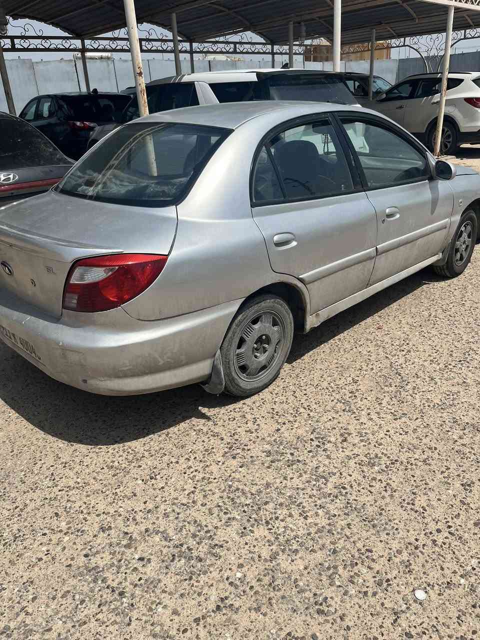 كيا ريو 2000
كير ومكينه خير من الله رقم بغداد 
السياره موجوده بالبصره شرط التحويل 
كير عادي 
السعر 38 ورق وبيه مجال 
***********
