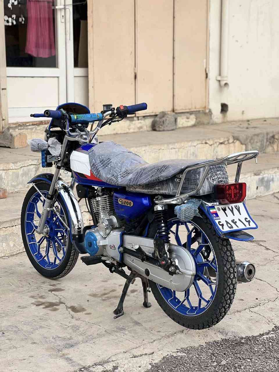 البيع نامي برو محسن 2024محرك 200ccمابي نقص ماطور امجمبزه حلو كاعد محرك ممفتوح بس قبغ فيلس مفتوح تايرات جدد كشن جديد كهرباءيات شغال ماطور ويا اوراق دفتري عنوان خانقين سعر 750بي مجال بسيط رقم***********
