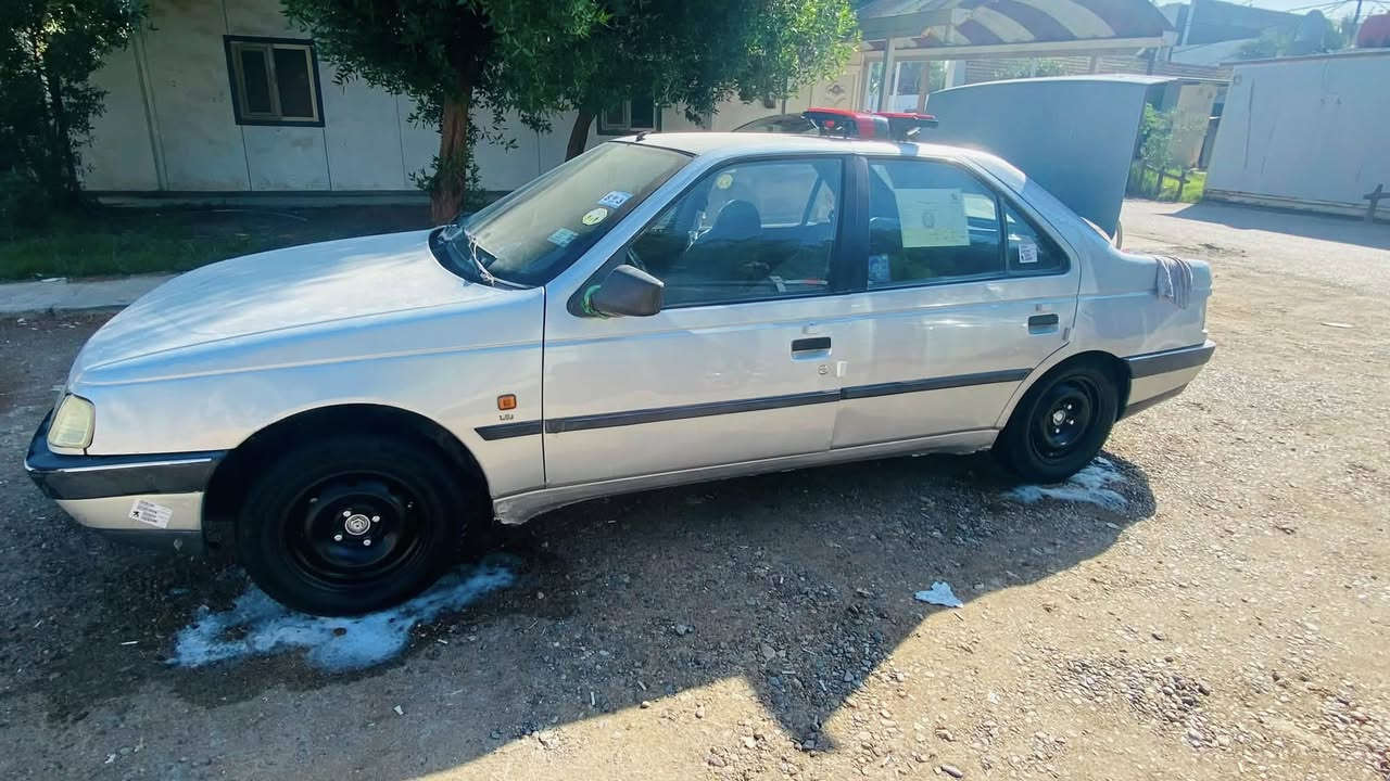 بيجو 405 glx  موديل ١٢ كفالة عامة كير مكينة تبديل صبغ فقط جراد رقم بابل انكليزي با اسمي 35$ وبيها مجال قليل  
الاتصال او ماسنجر 
***********
