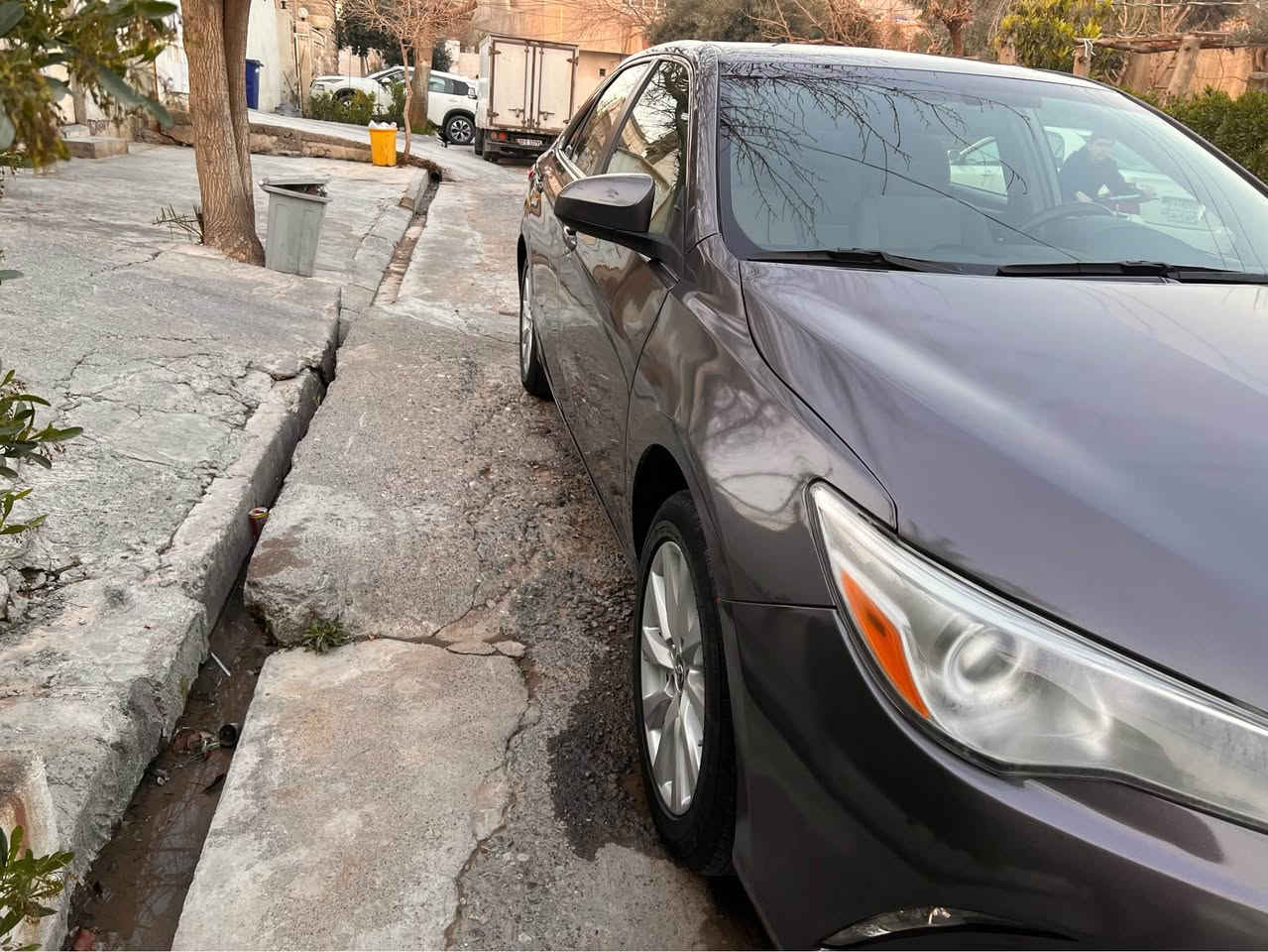 كامرى ٢٠١٧ كير و مةكينه بةشةرت سبوغ ٣ بارجة بئ ژورى بئ ئيرباگ رقم و سنوى هةمووى نوييه سعرى ١٤٣ كةميك مةجال *********** أربيل, العراق
