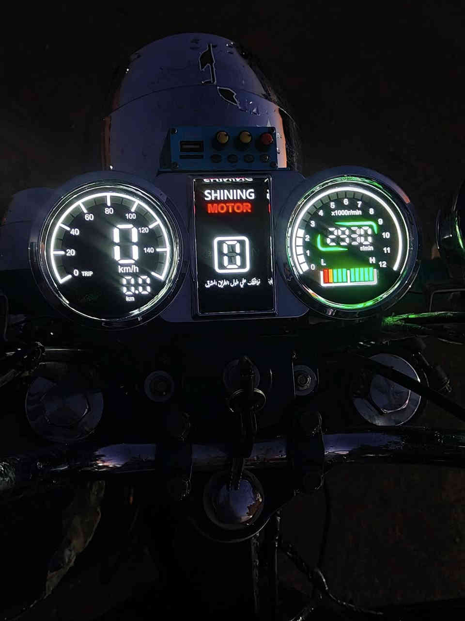 مكلف بلنشرالسلام عليكم ستوته للبيع الموديل 24 محرك 25 المحرك مفتوح شاخوان كلشي شغال التايرات نضاف السعر مليون و800وبيها مجال للستفسار اتصل الرقم ***********
