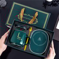 بكج هدايا فخم 🤩.   -  متوفر بثلاث الوان لافته للانظار 🌸🤍⚫️  طقم (كوب ل...