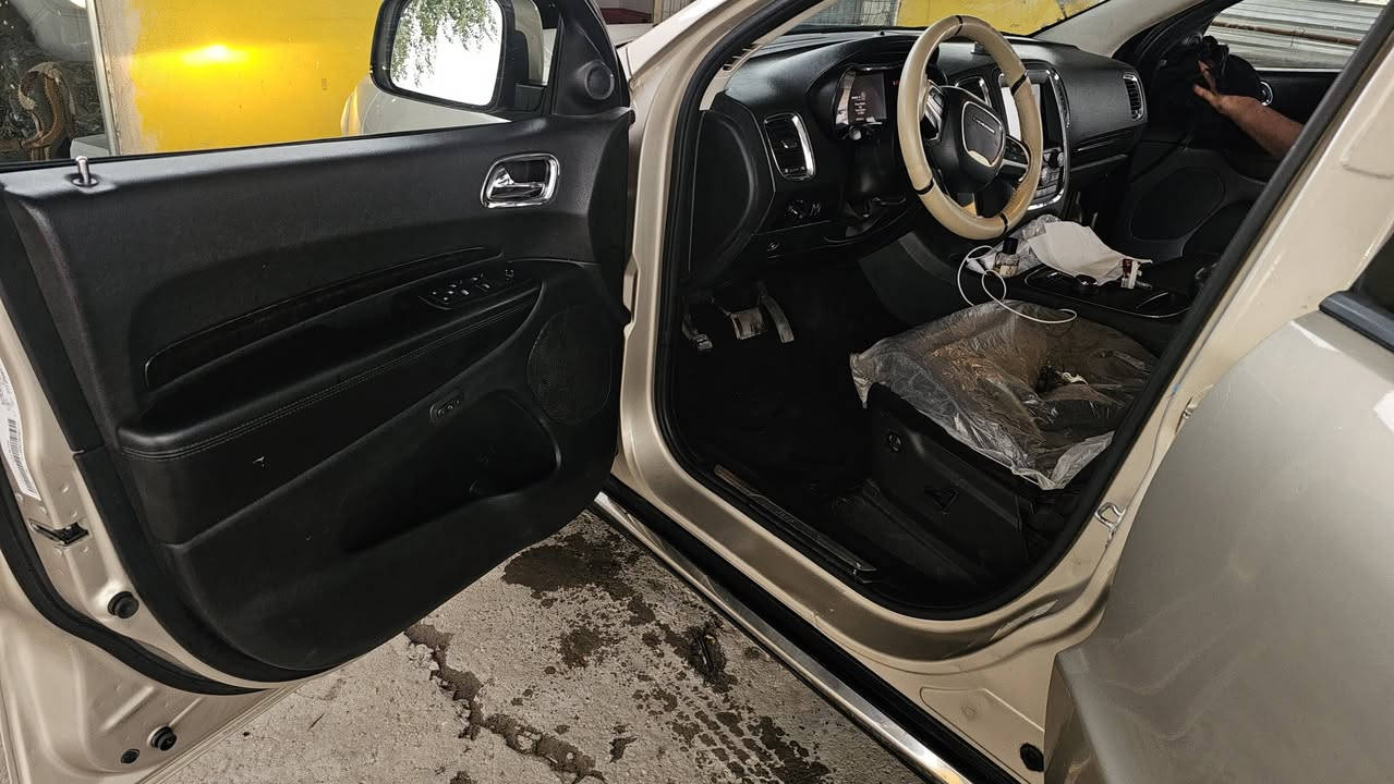 دورنكو 2016  مكانها بغداد  كصه جنطه فول مواصفات جهازة صدر محرك تبريد جاهزة عله اخر حبه فتحه تحكمت فول كشنات كهرباء تدفئه تبريد  سعرها 90 وبيهه مجال قليل
الخاص مفتوح وبالخدمة


**إذا كنت صاحب هذا الإعلان وتريد حذفه لأي سبب، رجاءا أرسل رسالة إلى الدعم الفني**