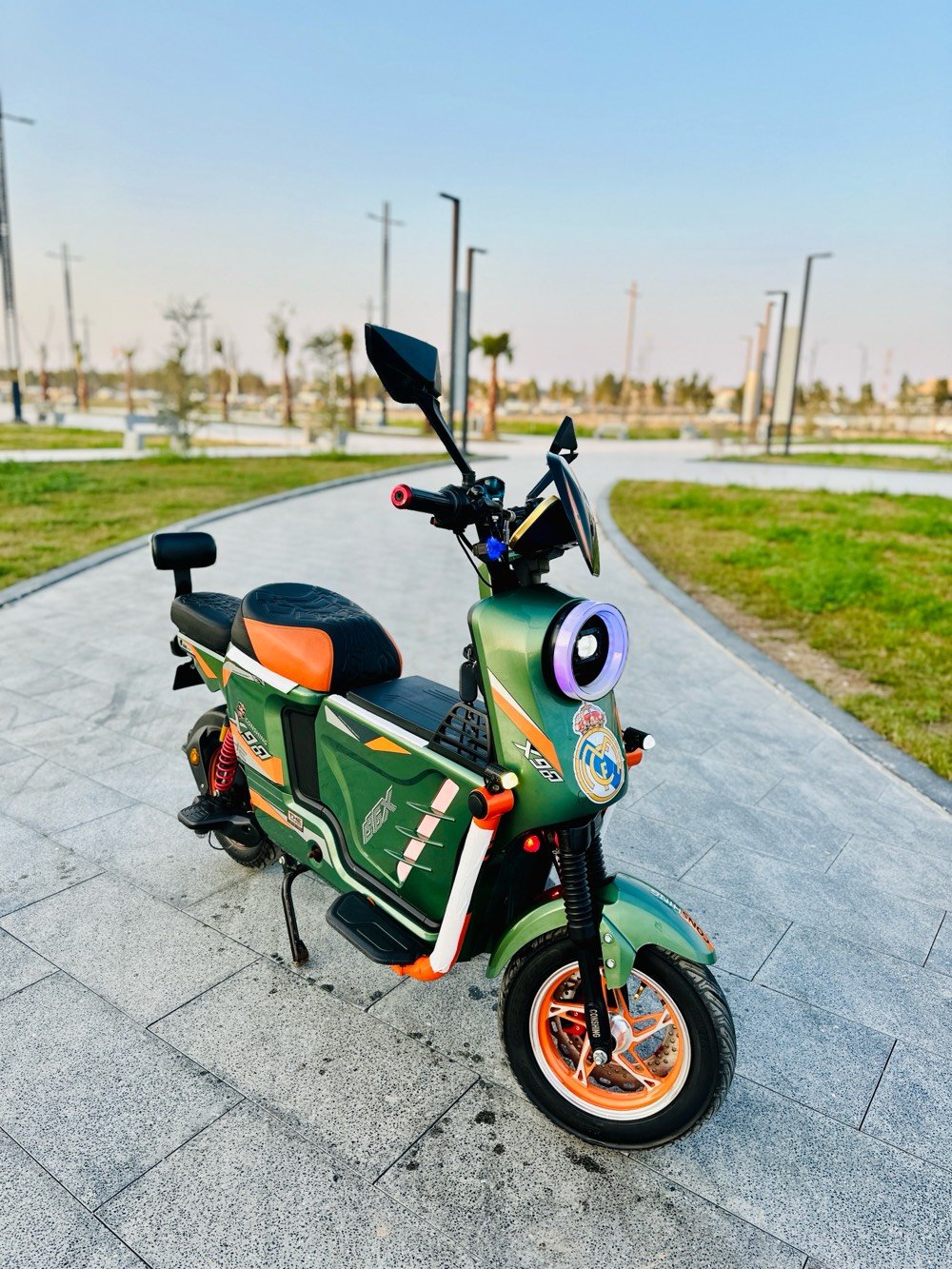 
دراجه شحن ليثيوم مع ضمان عالبطارية سنتين للبيع x900 للبيع بطارية ليثيوم 
2025 
اللون زيتوني
بيه درع صفحتين 
الدراجه جديده كلش حلوه ونضيفه شخط مابيهه
تقريبن صارلة  3اشهر من اشتريتهه
وماطلع بيهه من البيت للمدرسه 
للمراوس عادي بس كون تعجبني 
تحتوي على بصمتين  
 السرعه الحقيقي75
شلعه قويه كلشش 
الدراجه حلوه وسريعه ومكفوله من كلشي 
 من الشخوط الضربه القويه
🔴ملاحضة 
:البطارية ليثيوم وبيهه وصل ضمان سنتين من الوكاله
وموجود وصل شراء  يعني سنتين تمشي بيه مطمأن 
مشتريهه ب900 الف 
ورايدهه  725 الف وبيهه مجال قليل للشراي،
 
العنوان : البصرة ياسين خريبط 
الرقم : ***********