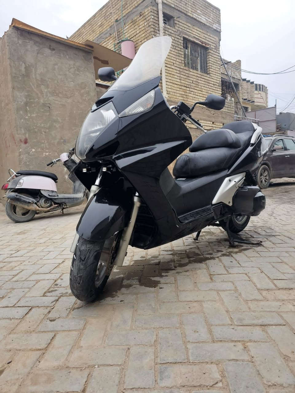 سلام عليكم
سلفر ونج 600 دراجه مصبوغه جماليه مكينه كلجات ضفيره كهربائيات مكفوله لاتبخير لا نضوح لا حماوه دراجه جاهزه مابيه كل نقص مكينه خرسه جديده شلعه معدل فول 
مكاني بغداد المشتل
السعر:14 وبيه مجال
***********
