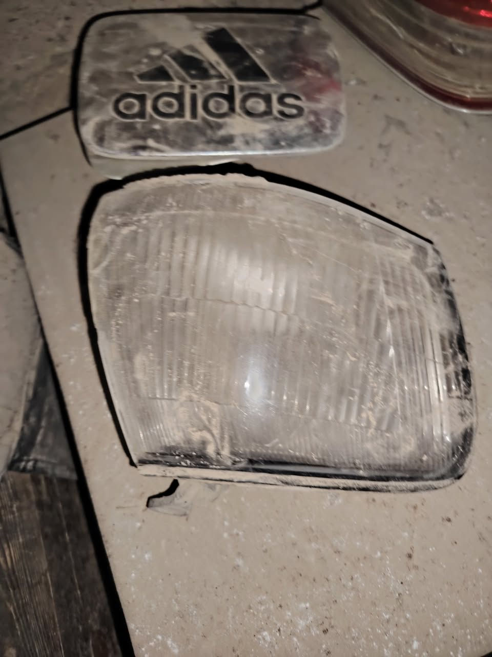 سلام عليكم ورحمة الله وبركاته اخوان قطع غيار السيارات ياباني من عينه ولايتتات قبق بانزين نفاضه وجداحه إطار شاشه عطرات اشاره بعد اكو مرايات ماصورتهن مسجلات كلمن وسعره خاص*********** اسعار رخيصه العنوان بصره قبله
